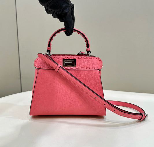 Fendi Peekaboo Bag (23.5x12x20 cm)