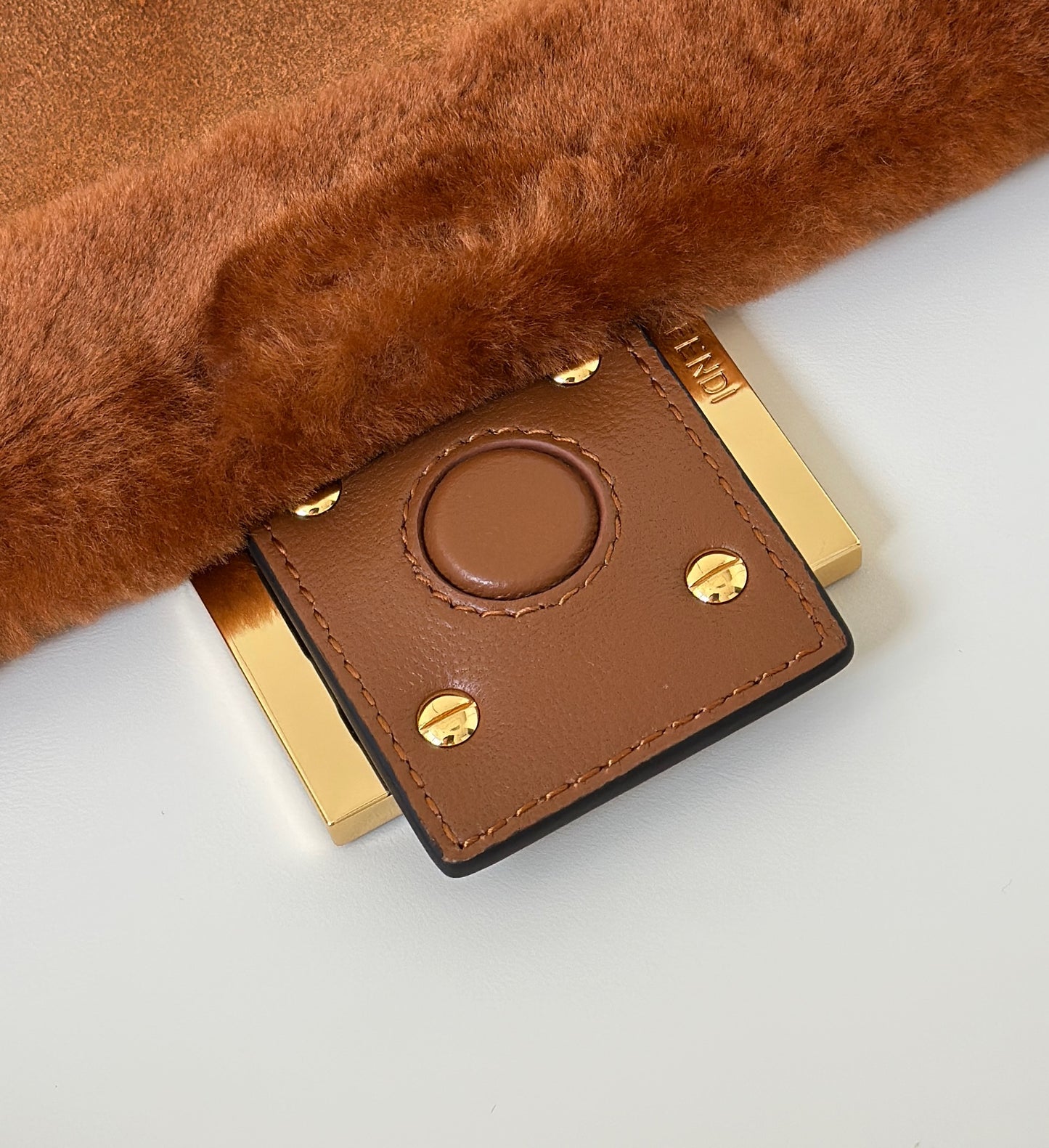 Fendi Mamma Baguette Bag (Medium)