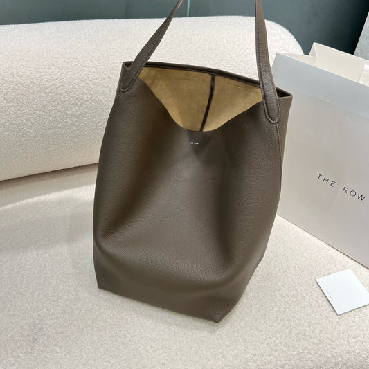 The Row Bucket Bag(44CM*38CM*21CM)