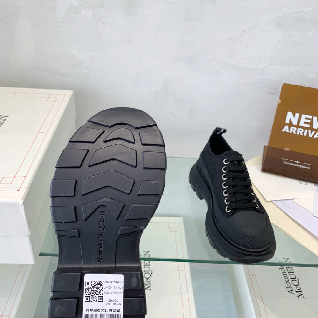 Alexander McQueen Sneakers