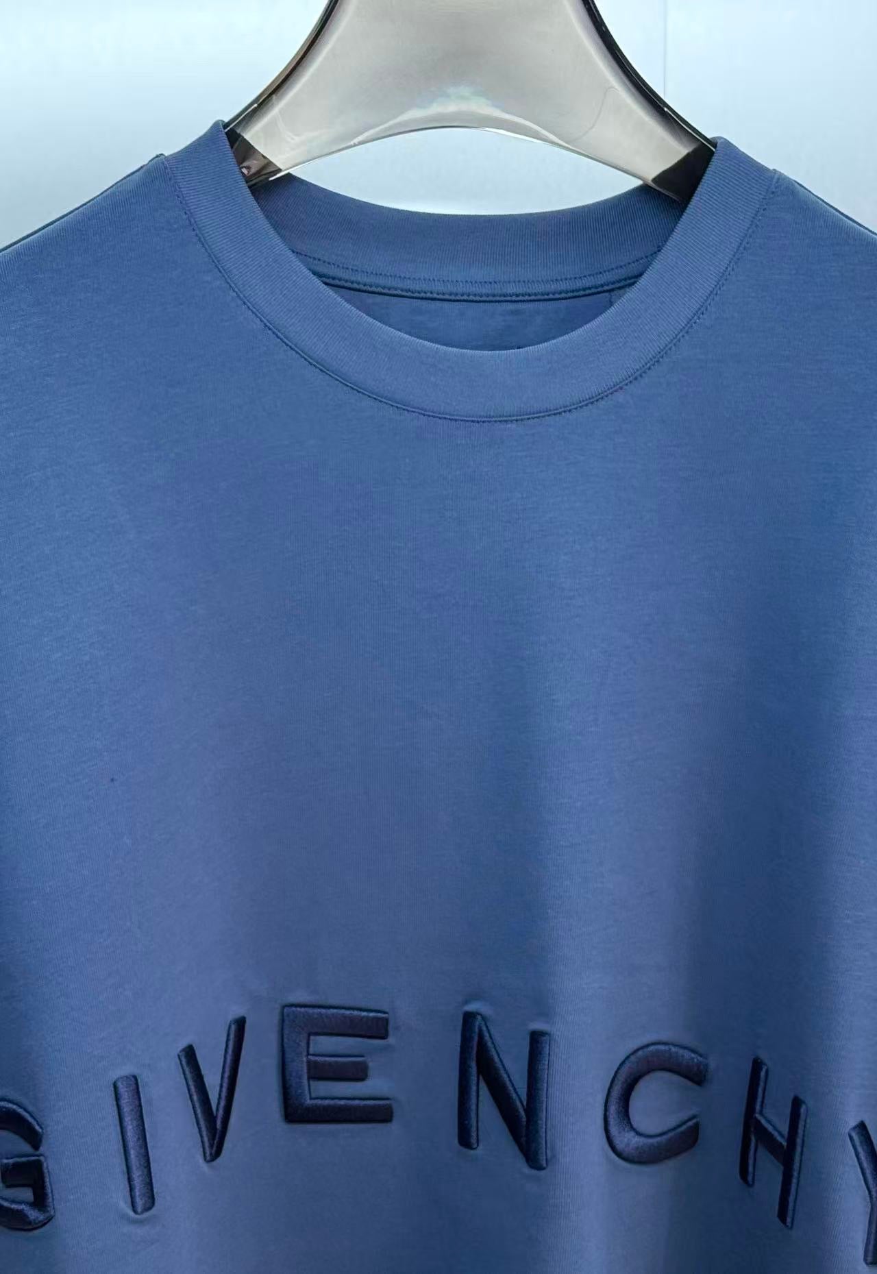 Givenchy T-Shirt