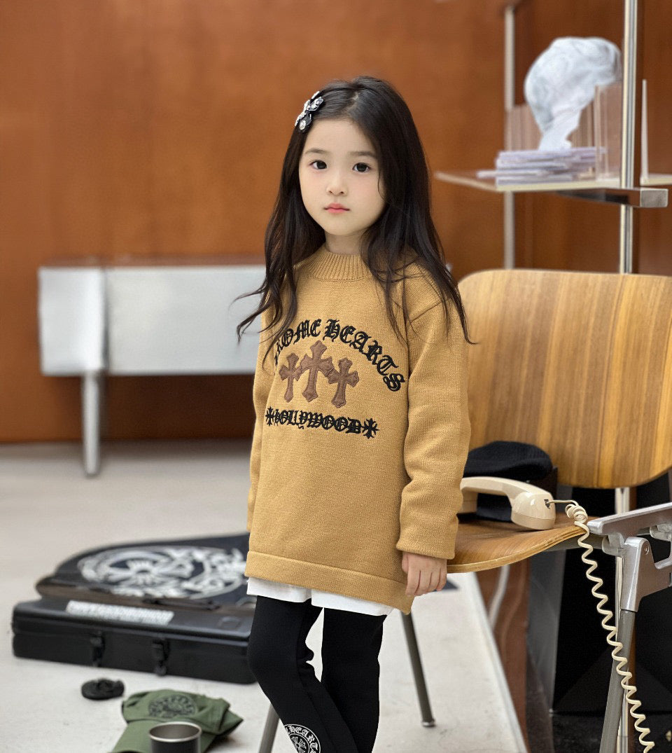 CH Sweater/Long Pant Set