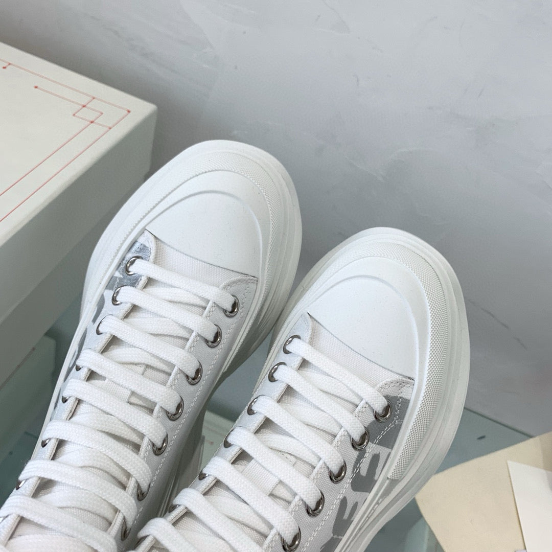 Alexander McQueen Sneakers