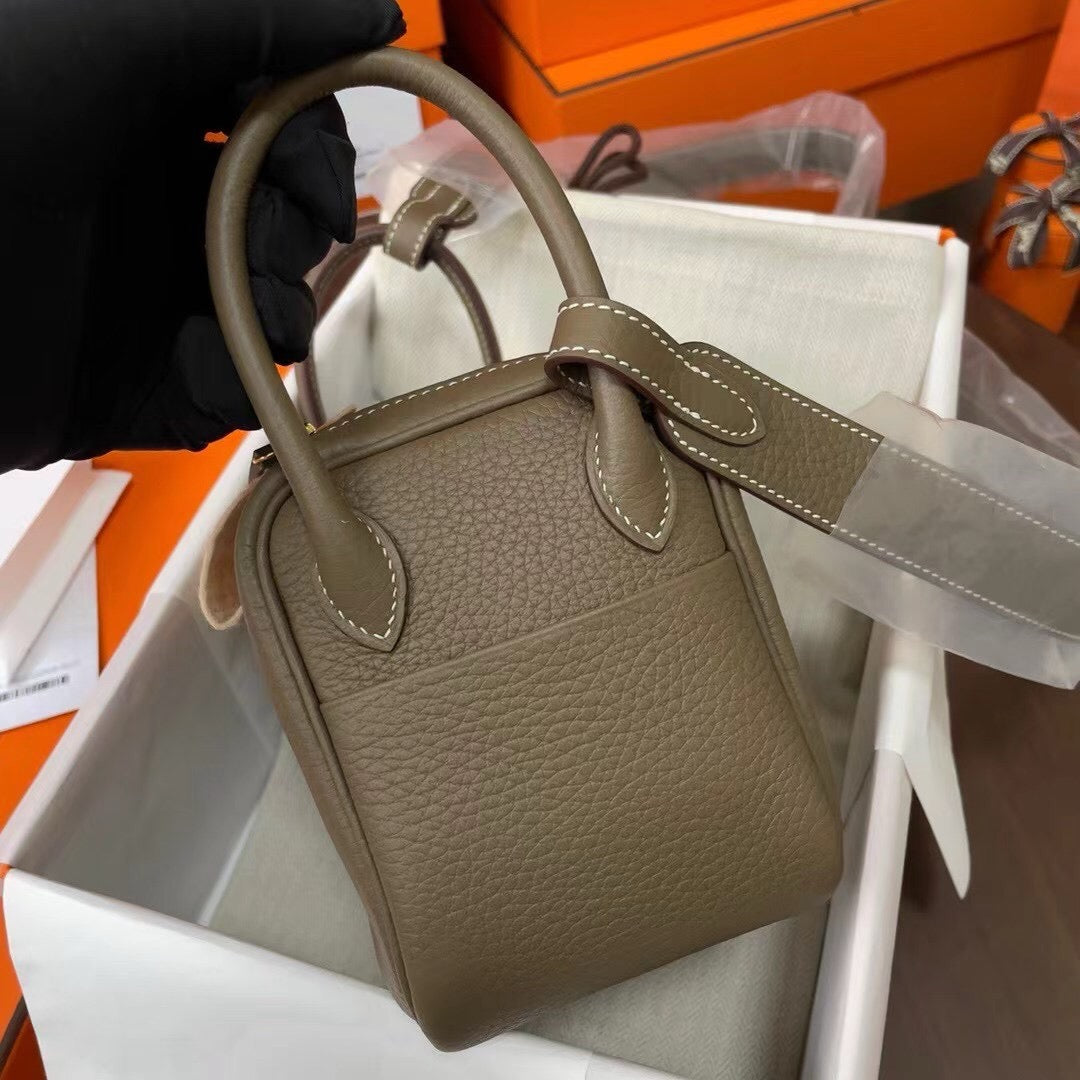 Hermes Mini Lindy, 19cm, C18, TC Skin