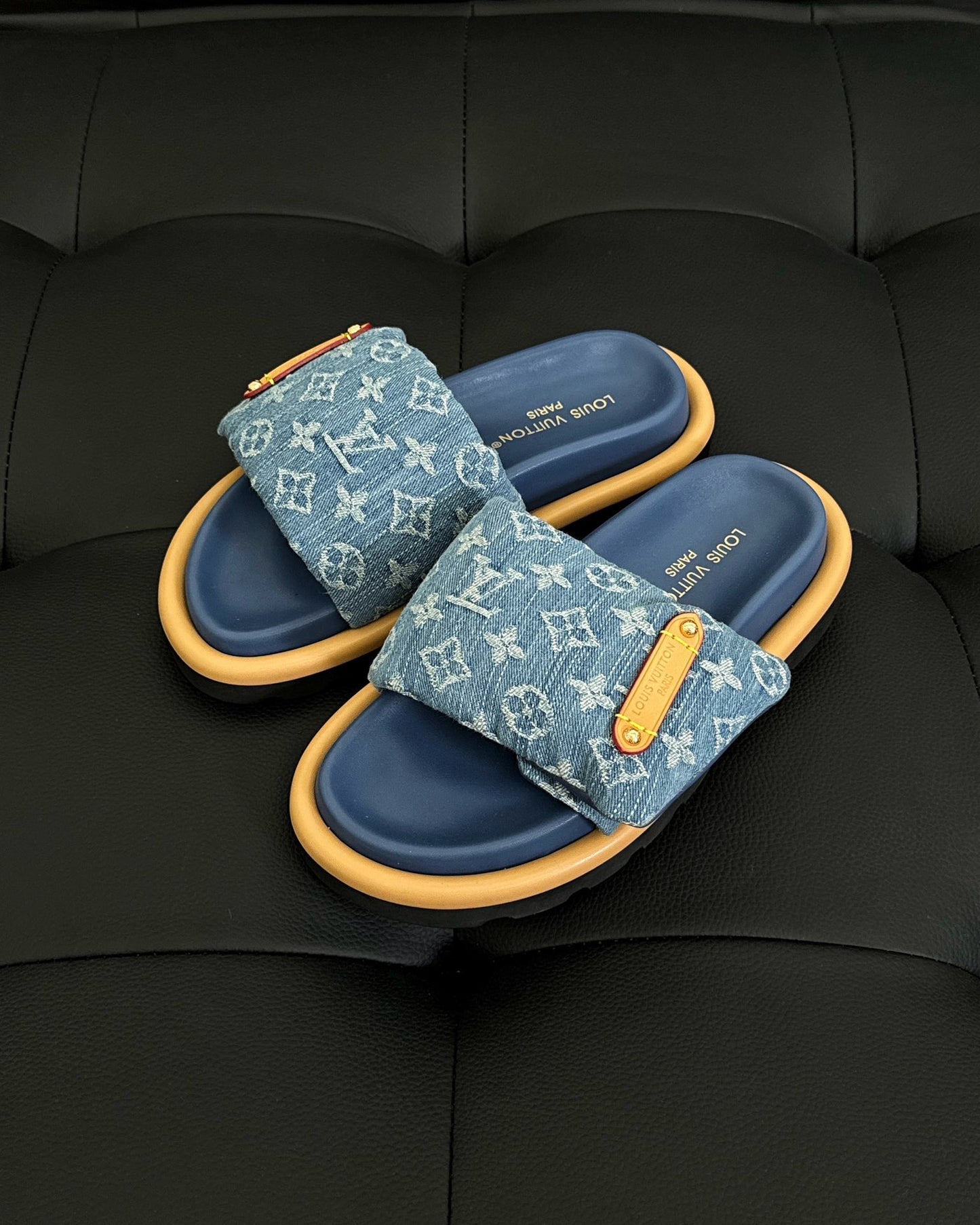 Lv Sandals