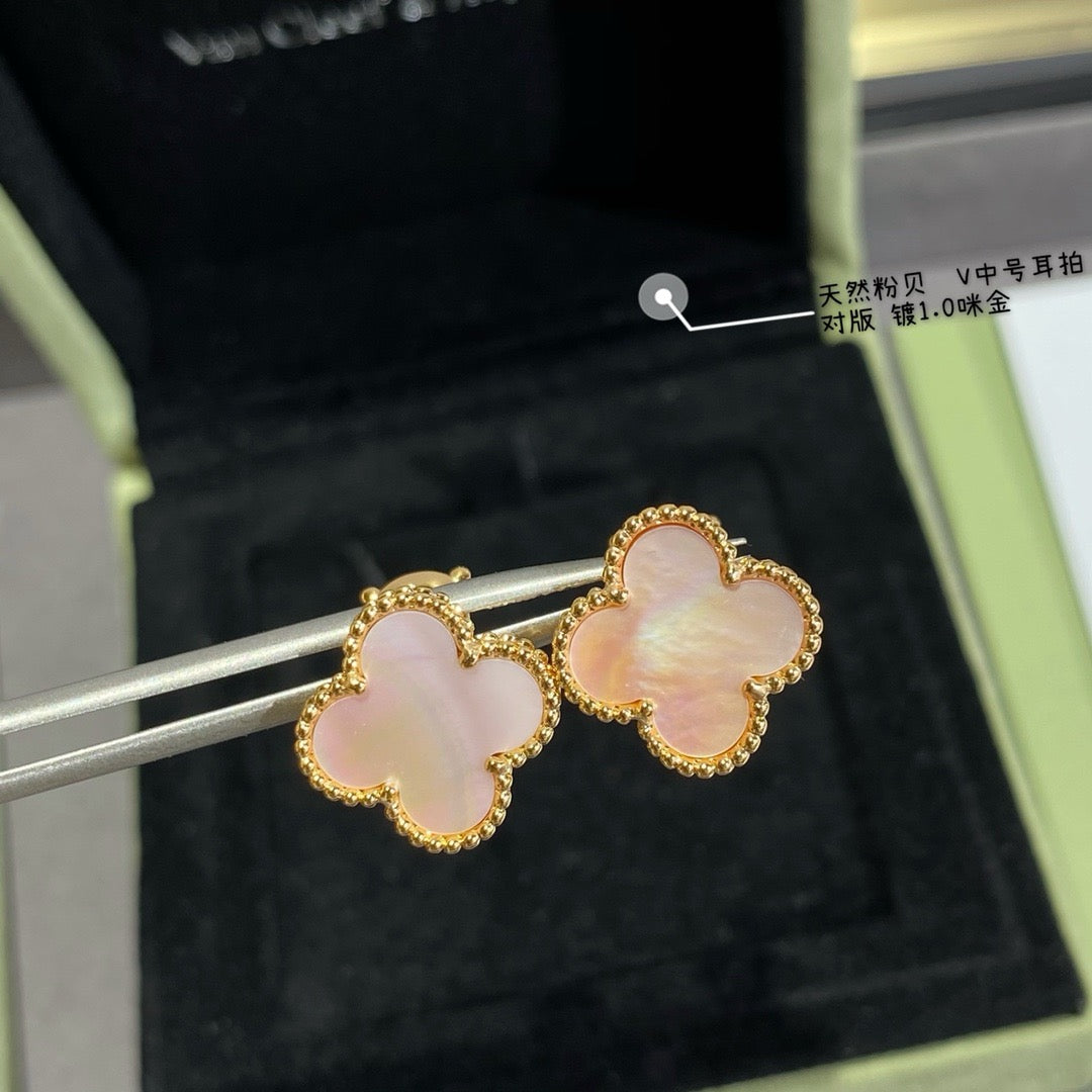 Van Cleef & Arpels Earrings