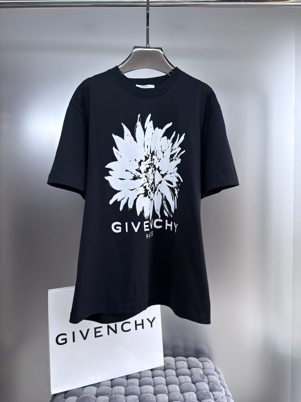 Givenchy T-Shirt