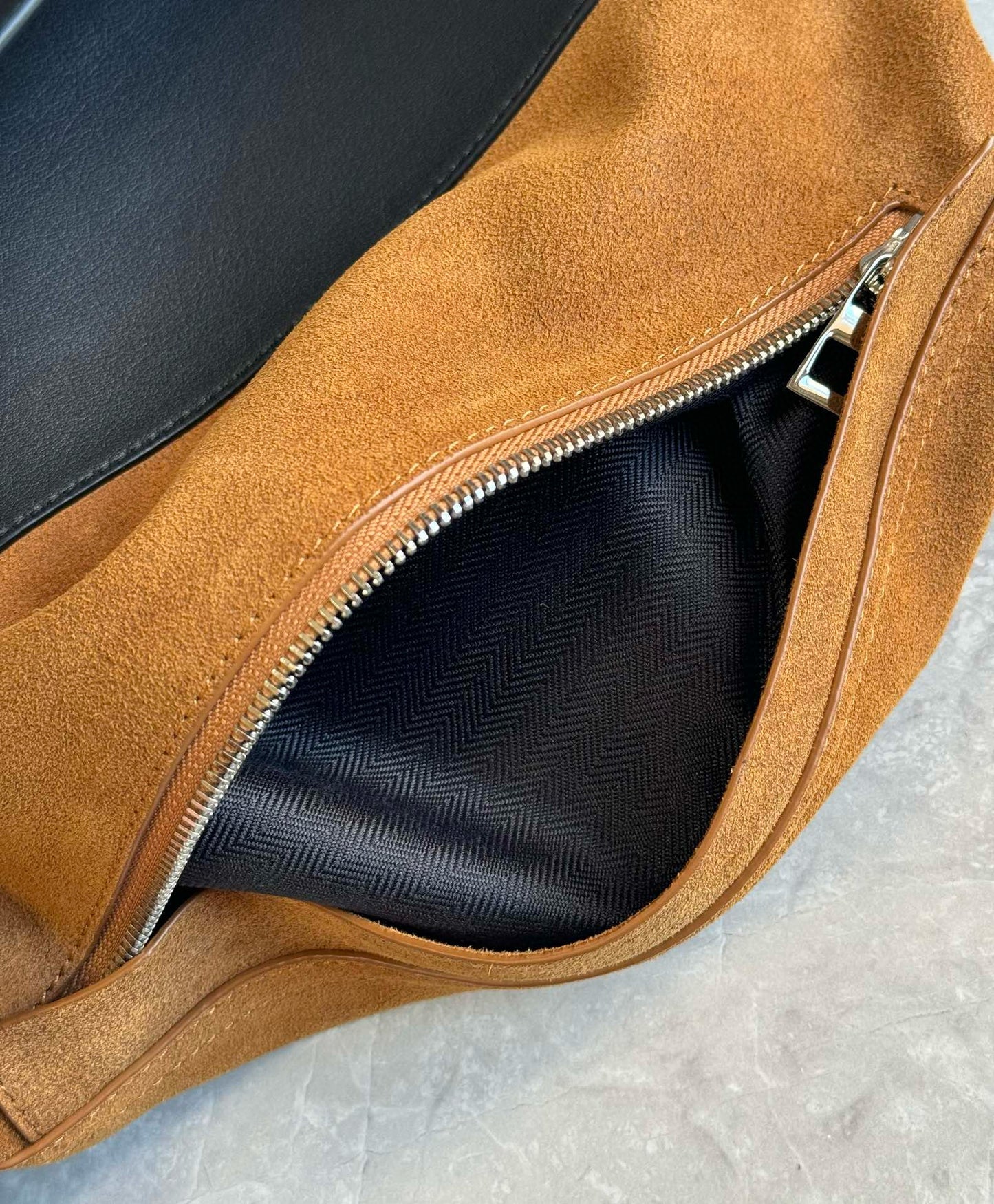 Loewe Flamenco Backpack(36x16x40cm)