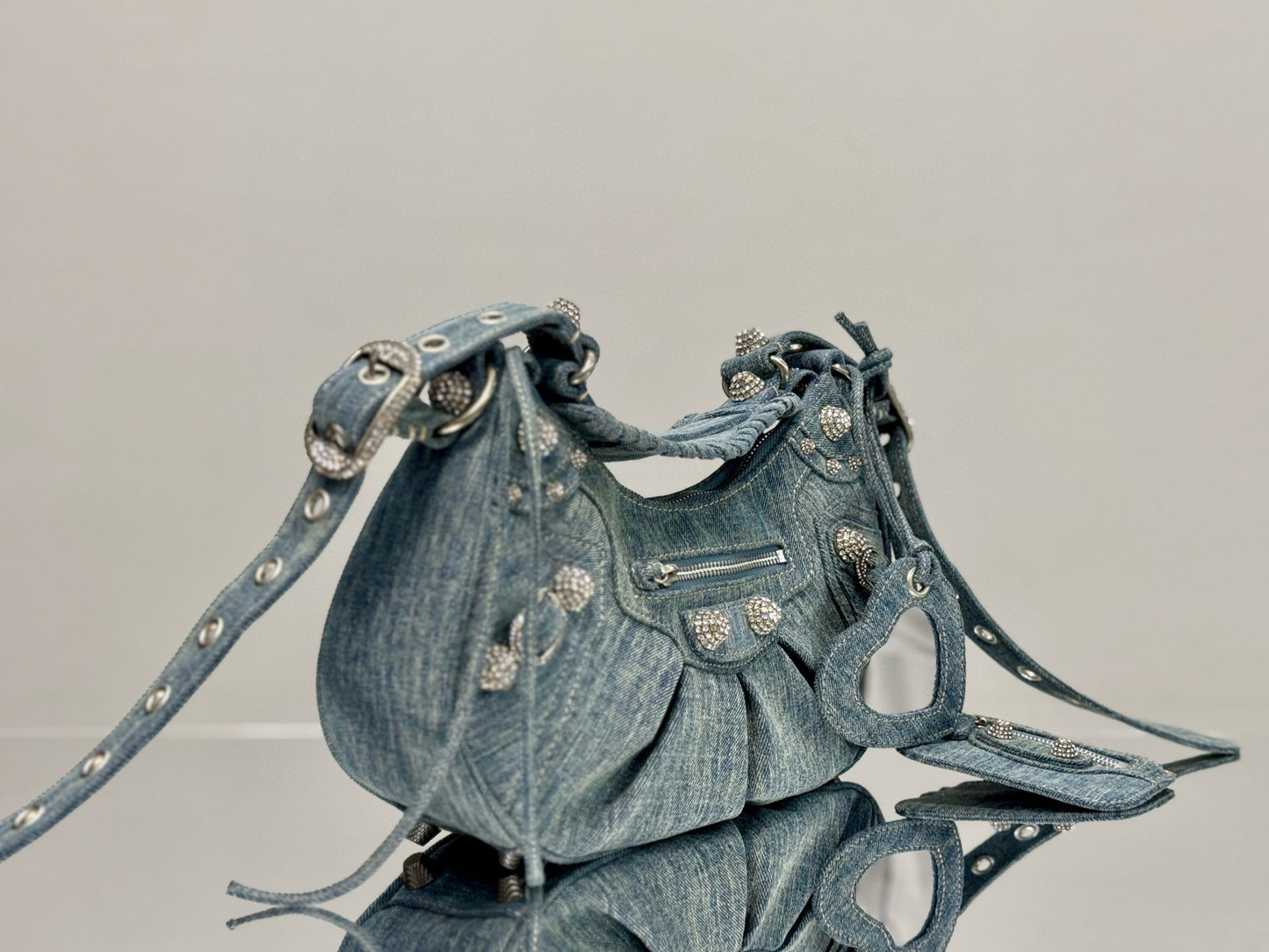 BLCG Le Cagole Moon Bag(33x16x8.4cm)