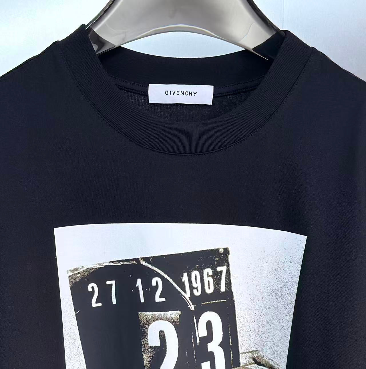 Givenchy T-Shirt