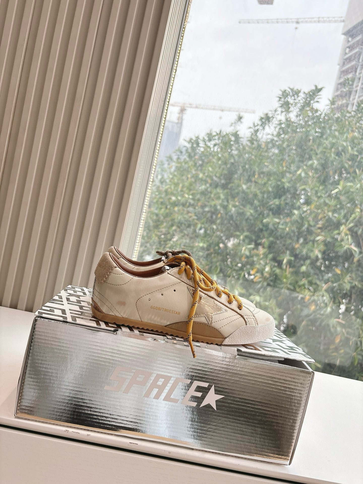 Golden Goose Sneaker