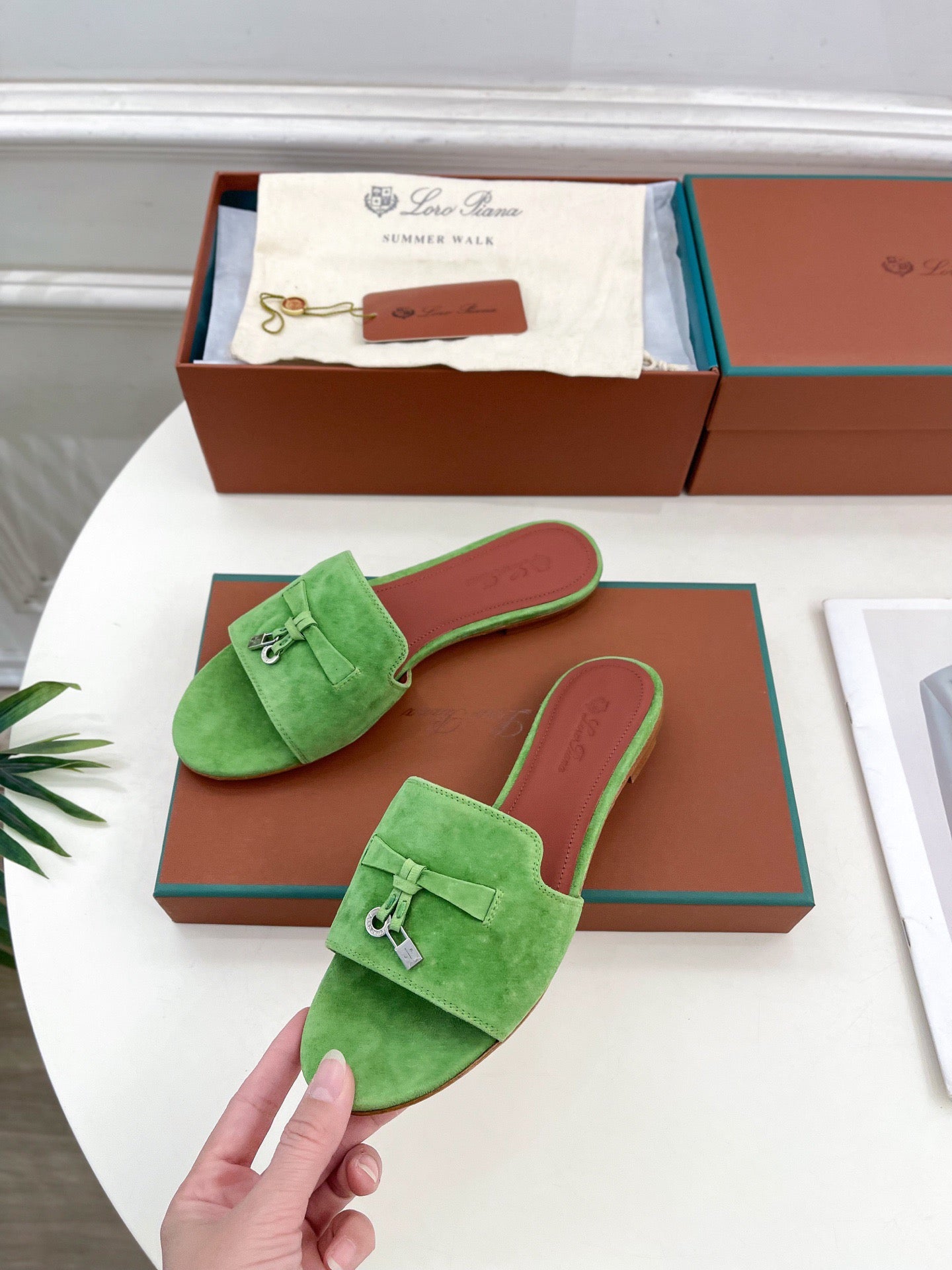 LP Sandals