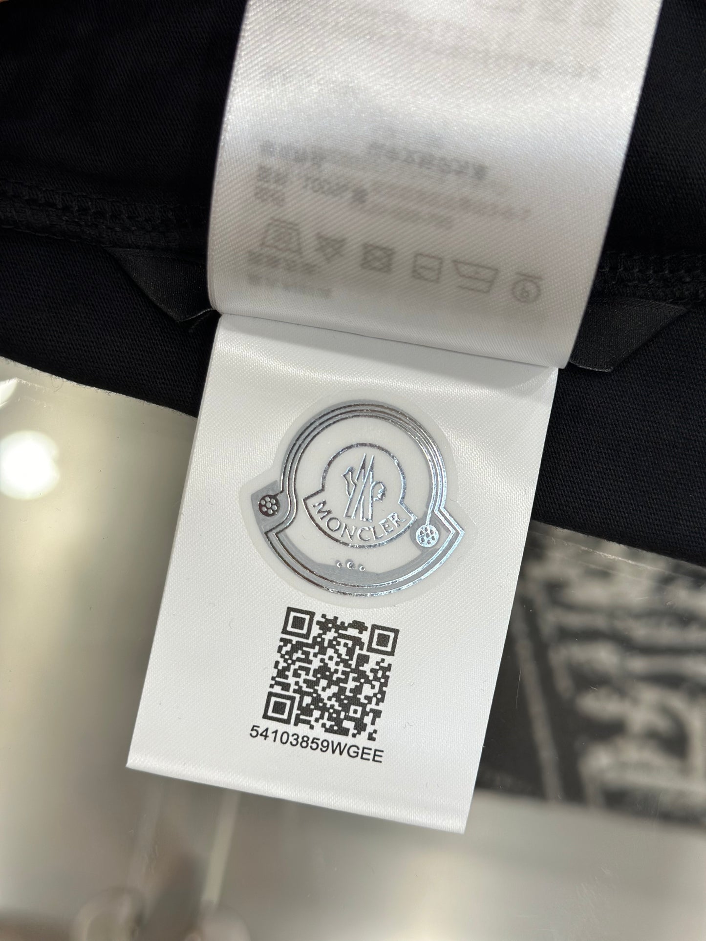 Moncler T-shirt