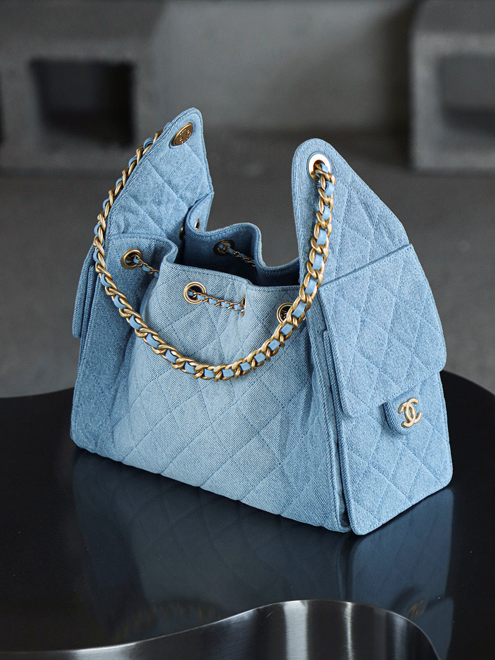Chanel Shoulder 25Bag (small)