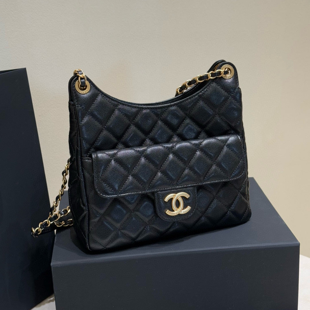 Chanel 23C Hobo (22.5x21.5x7cm)