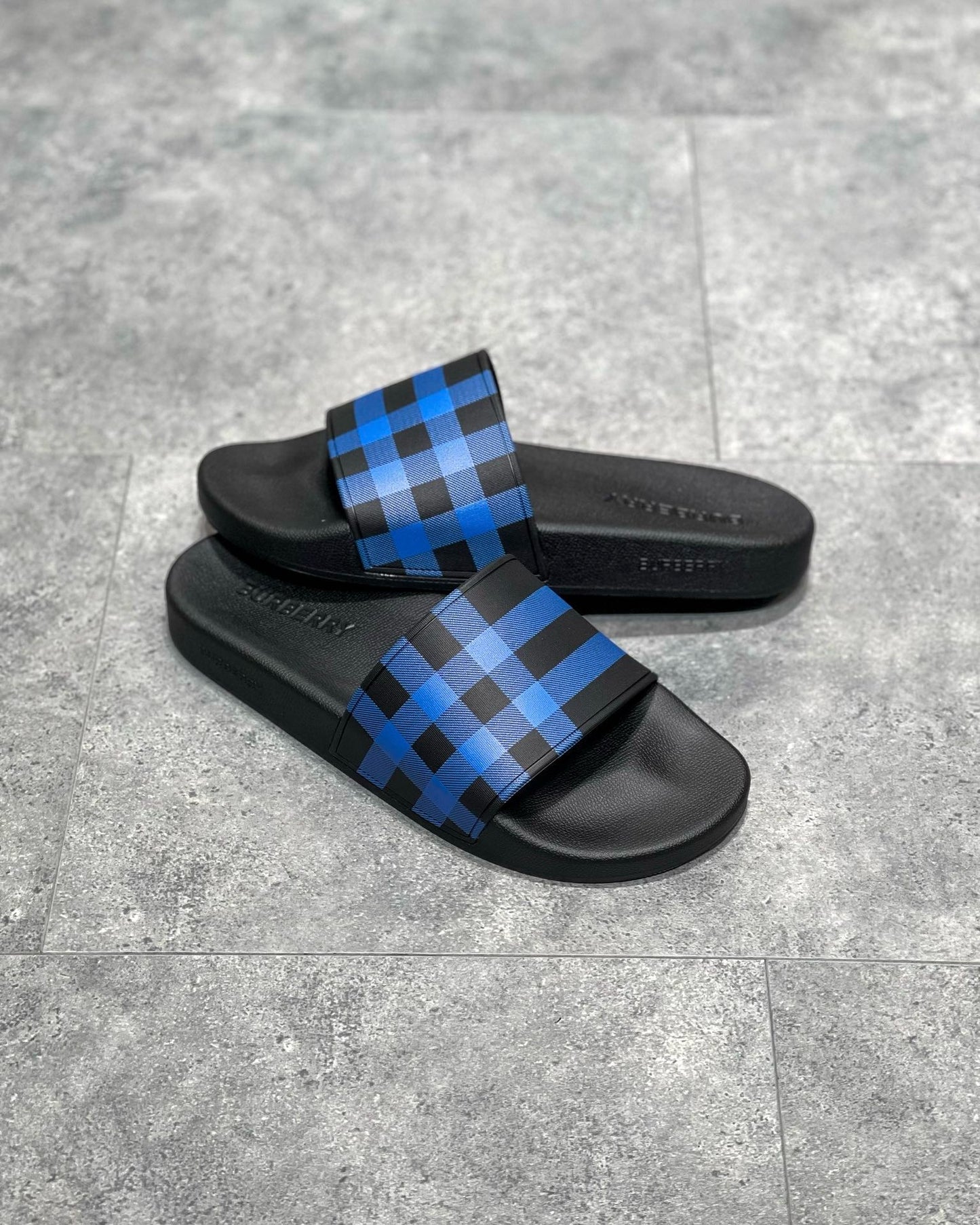 Sandalias Burberry