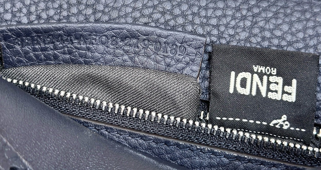 Fendi Peekaboo Bag (23.5x12x20 cm)