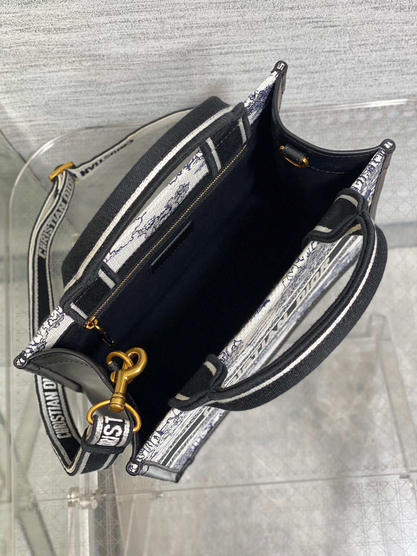 Dior Tote  26x12x21cm