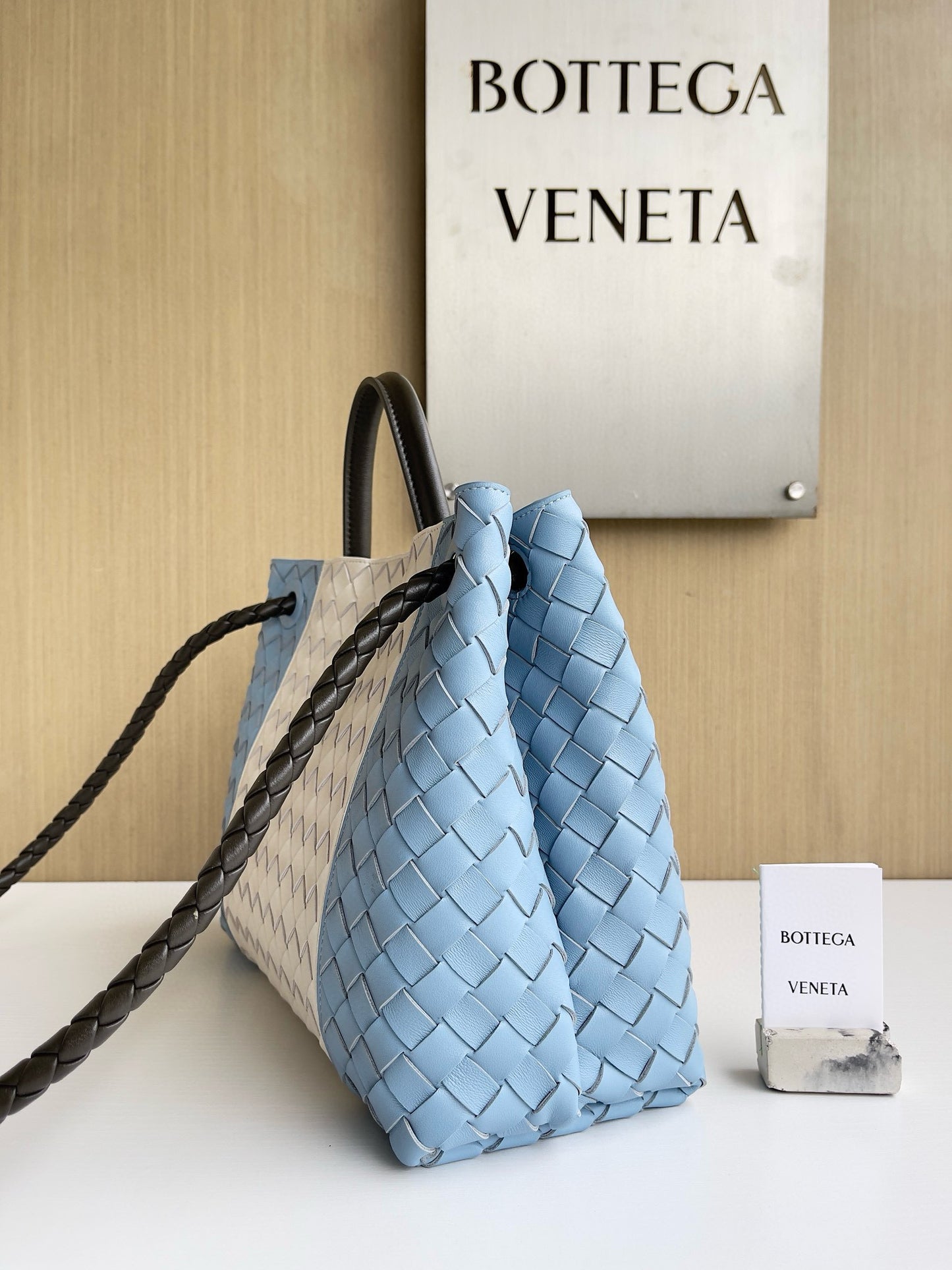 BV Andiamo Crossbody Bag
