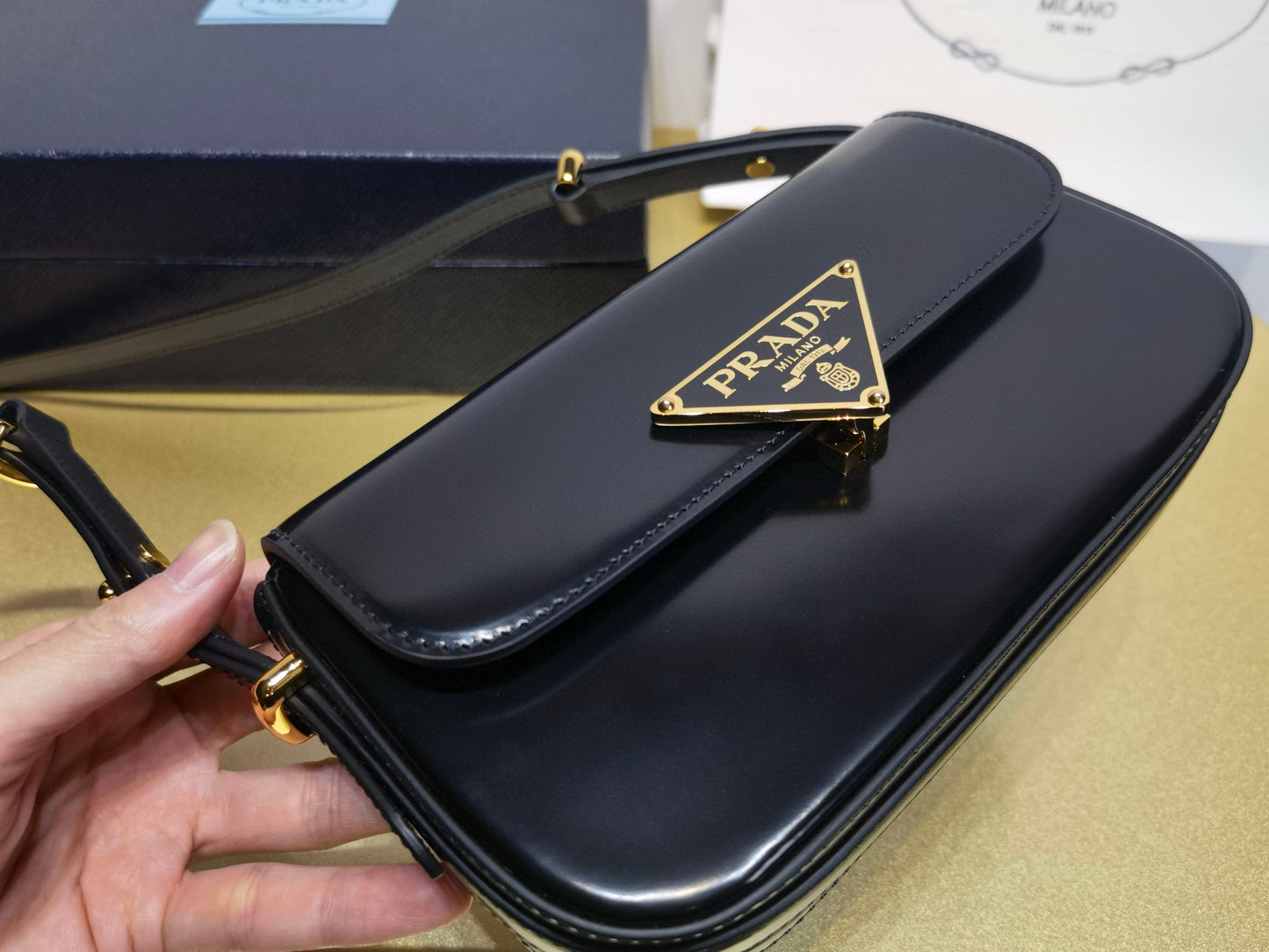 Prada Shoulder Bag 24x11x4cm
