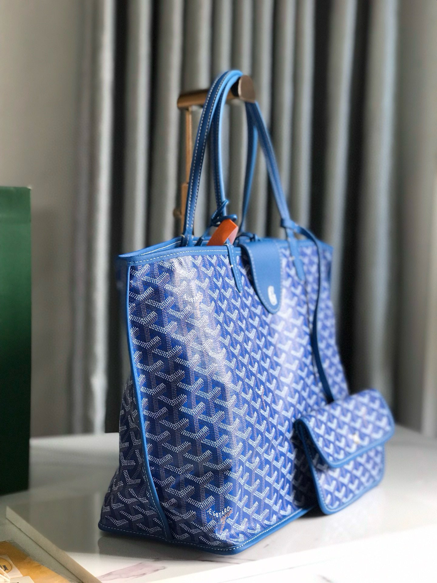 GOYARD REVERSIBLE ANJOU 34*28*15