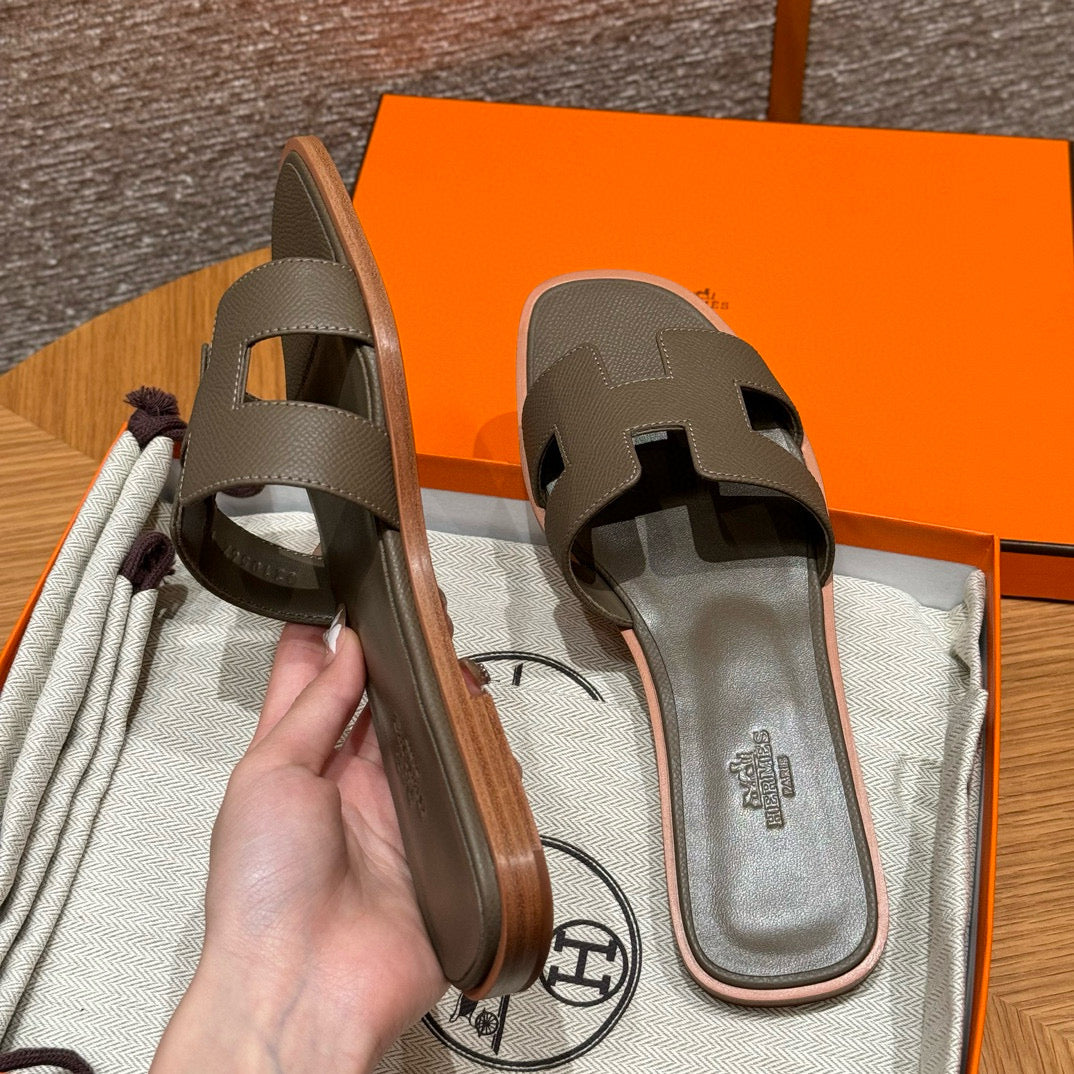 Hermes Slippers