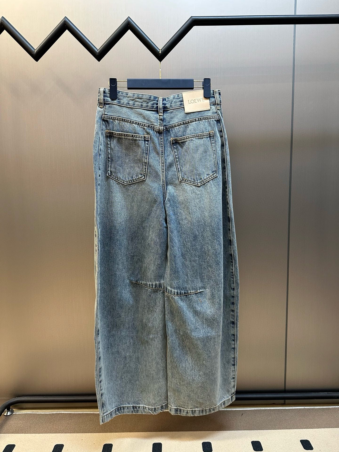 Loewe Jean