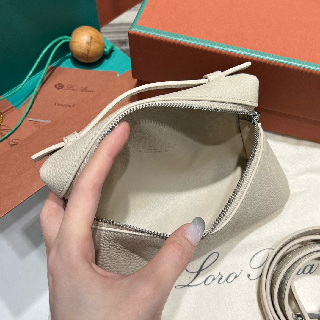 Loro Piana 16 Classic Bag