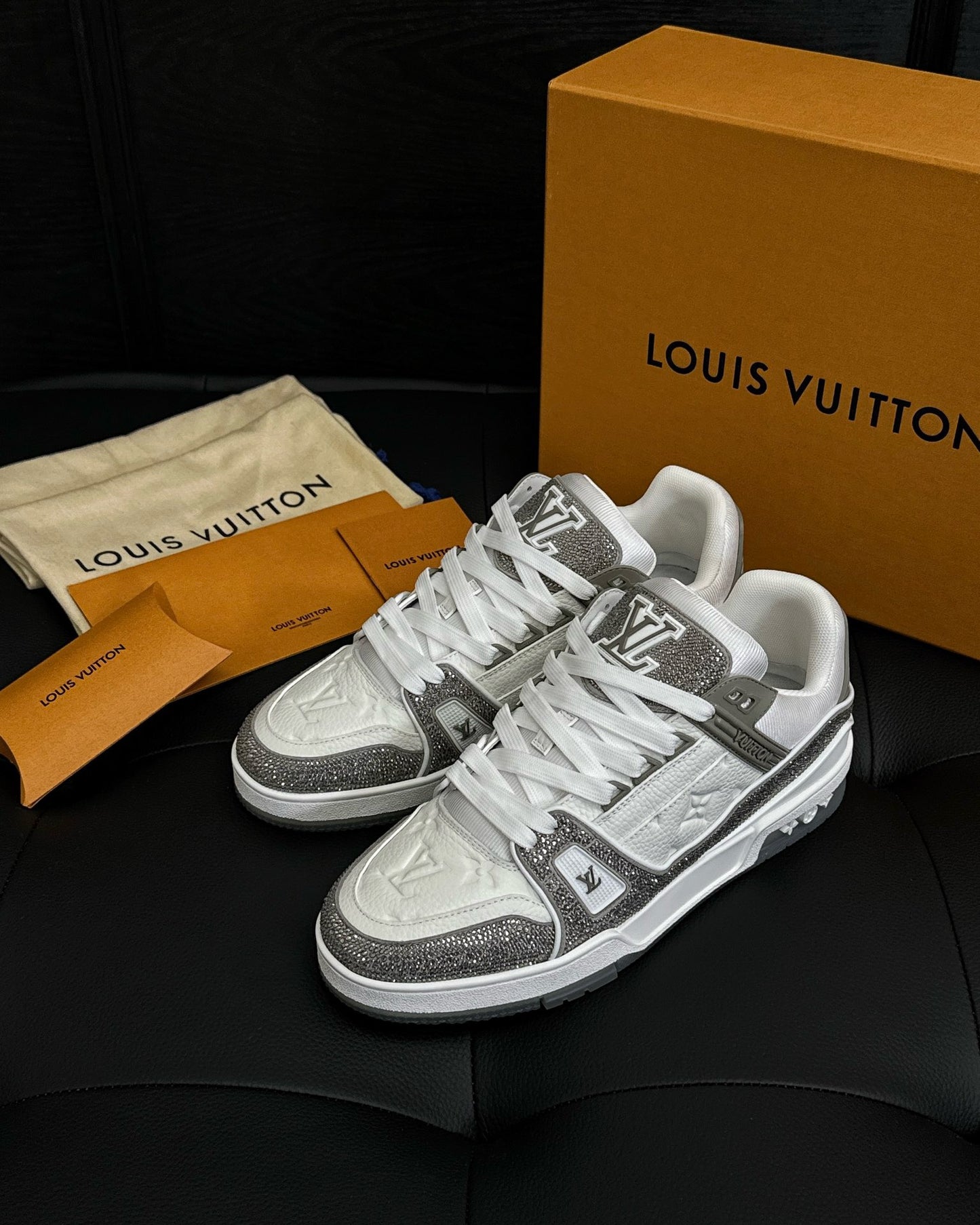 Lv Trainer