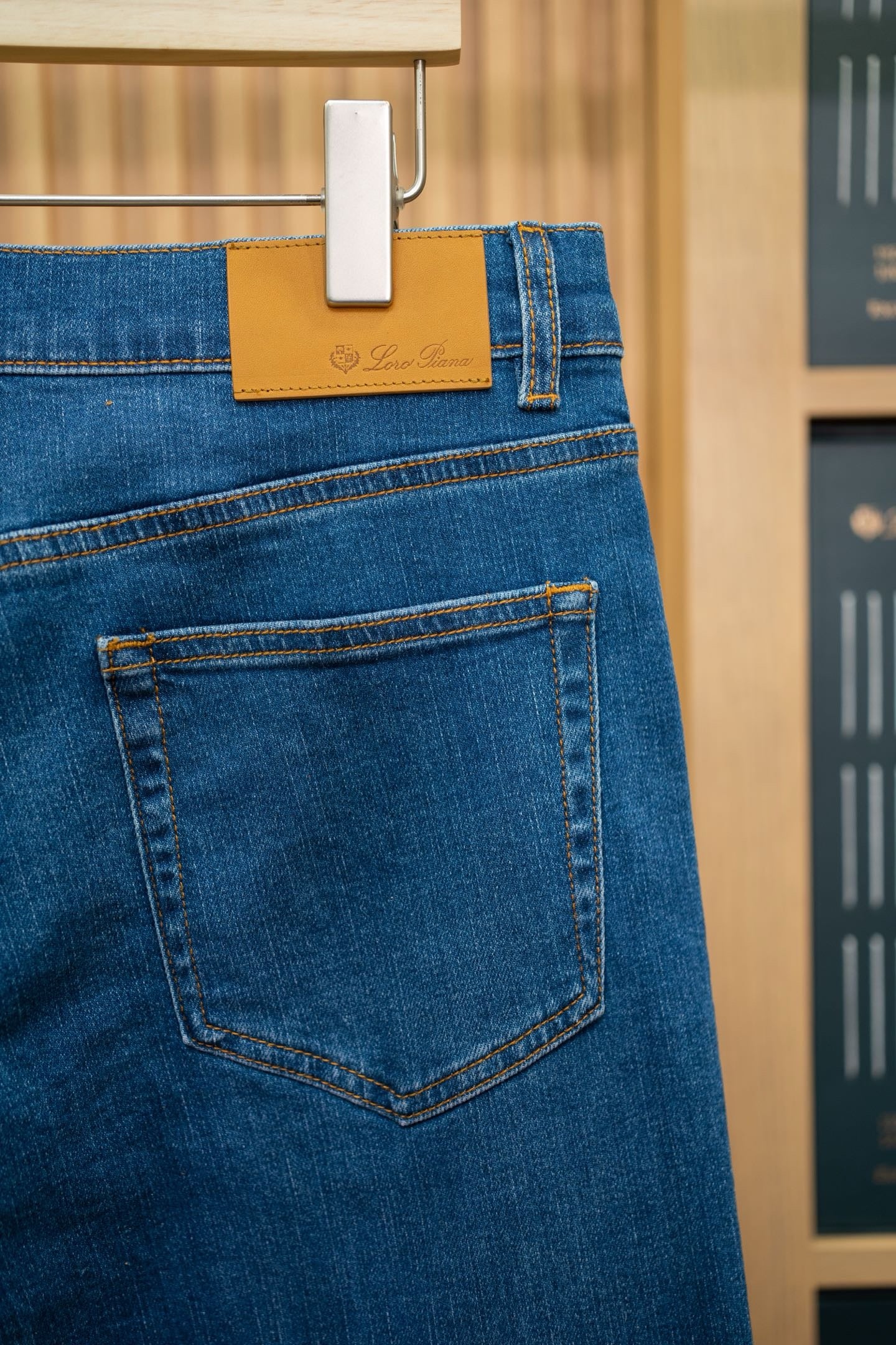 LP Jeans