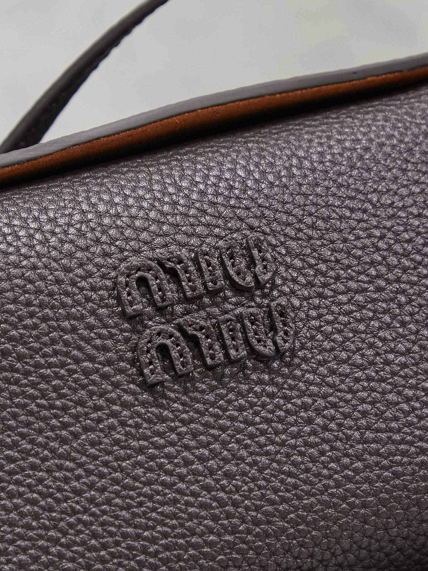 Miu Miu Cross Body Bag 18x10x7cm