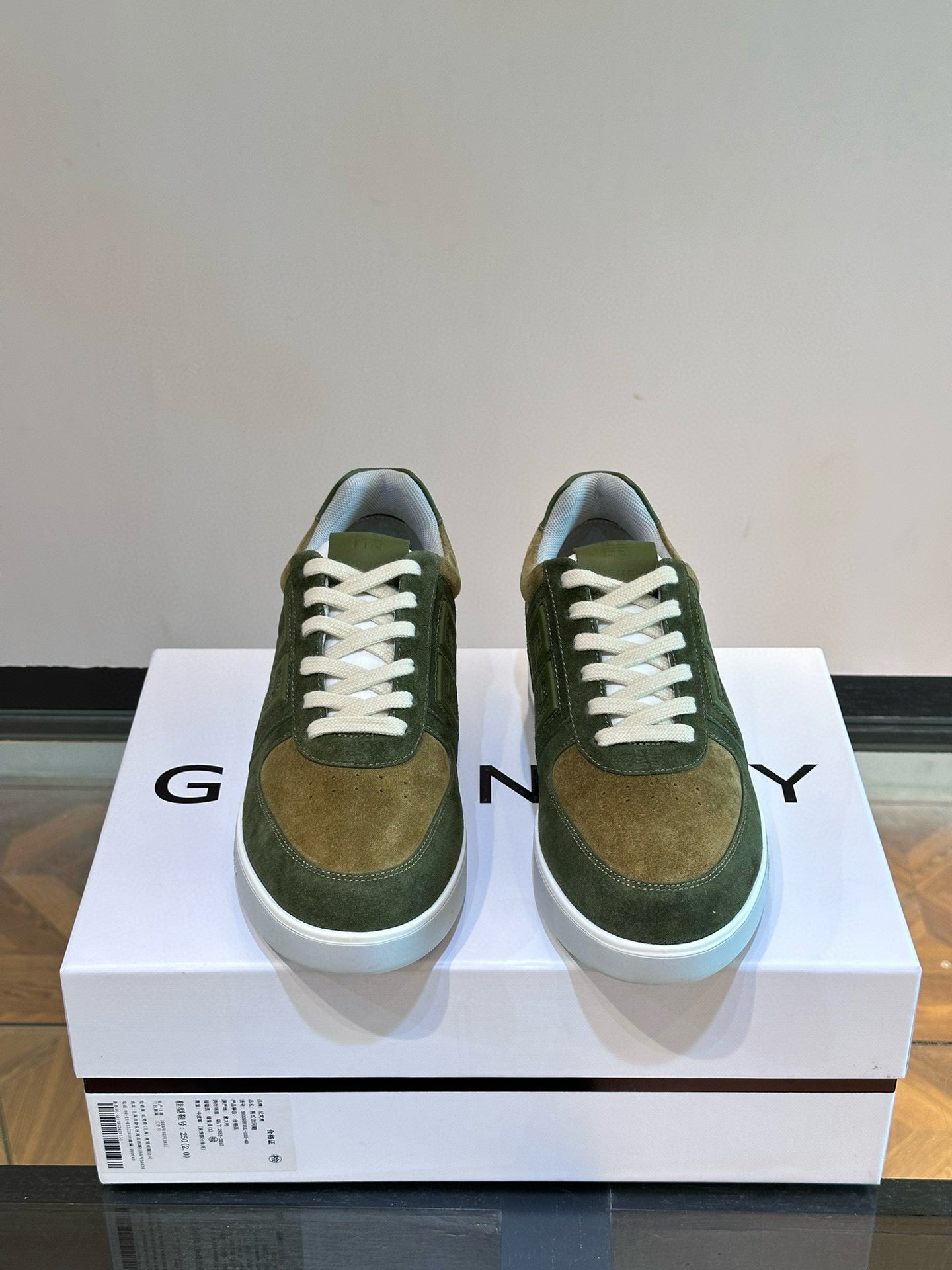 Givenchy Sneakers