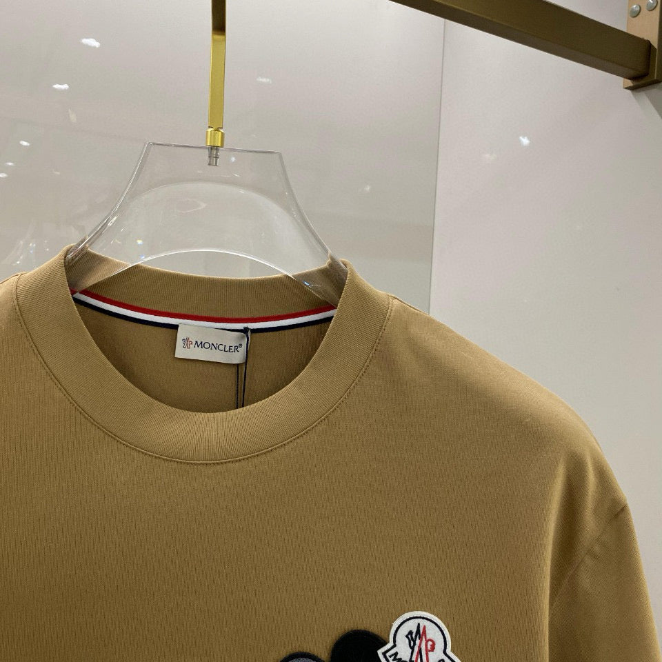 Moncler T-shirt