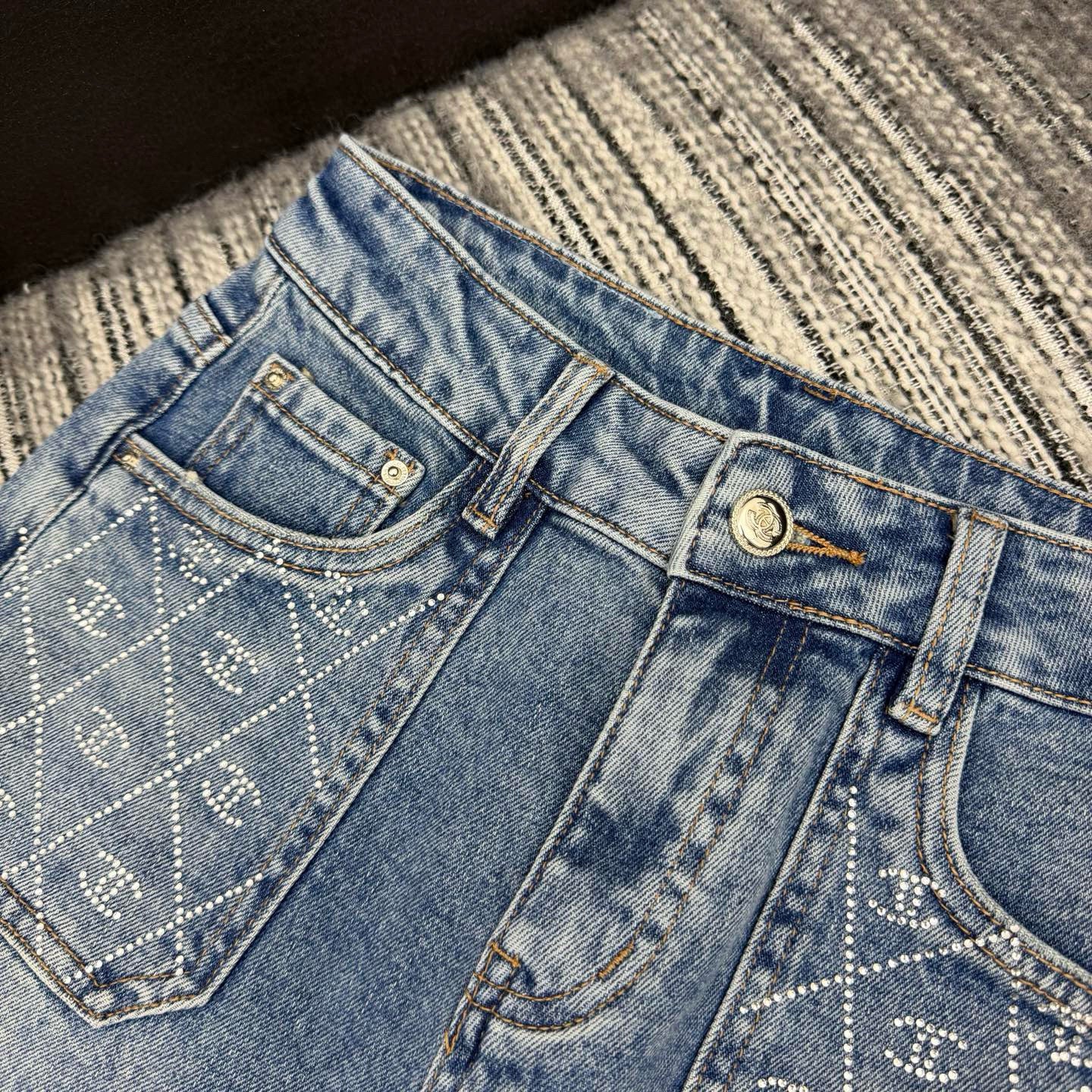 Chanel Jeans