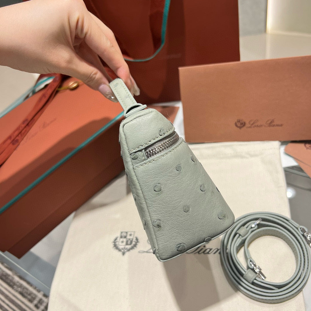 Loro Piana 19 Bag 19x7x12cm