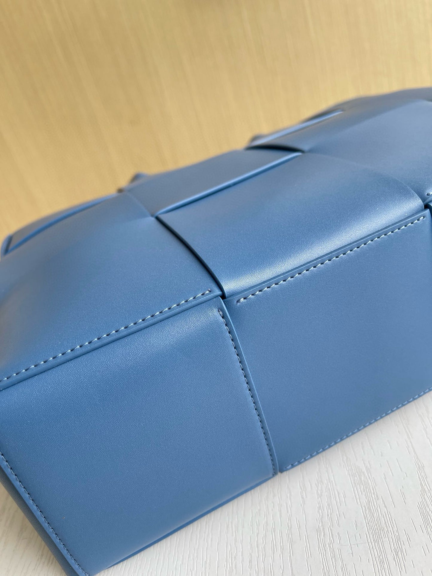 BV Arco Tote Bag