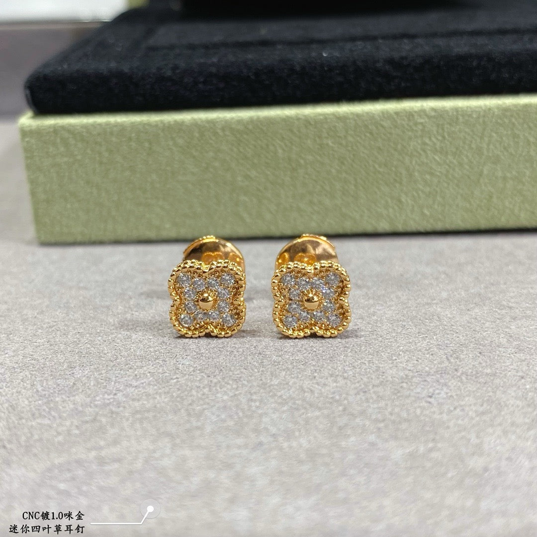 Van Cleef & Arpels Earrings