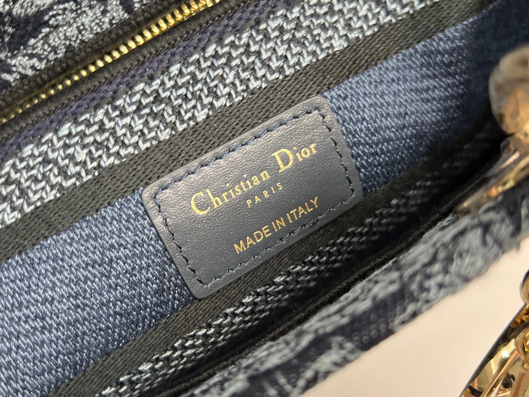 Dior Lady Dior (24cm)