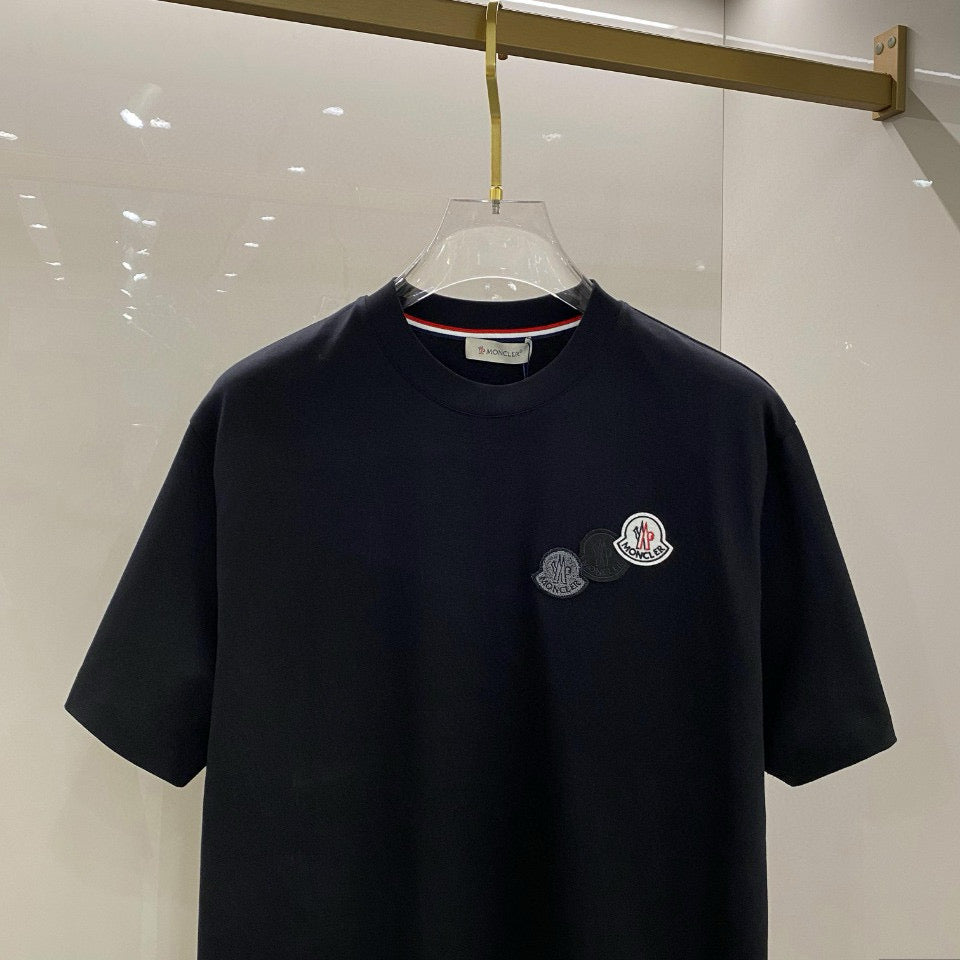 Moncler T-shirt