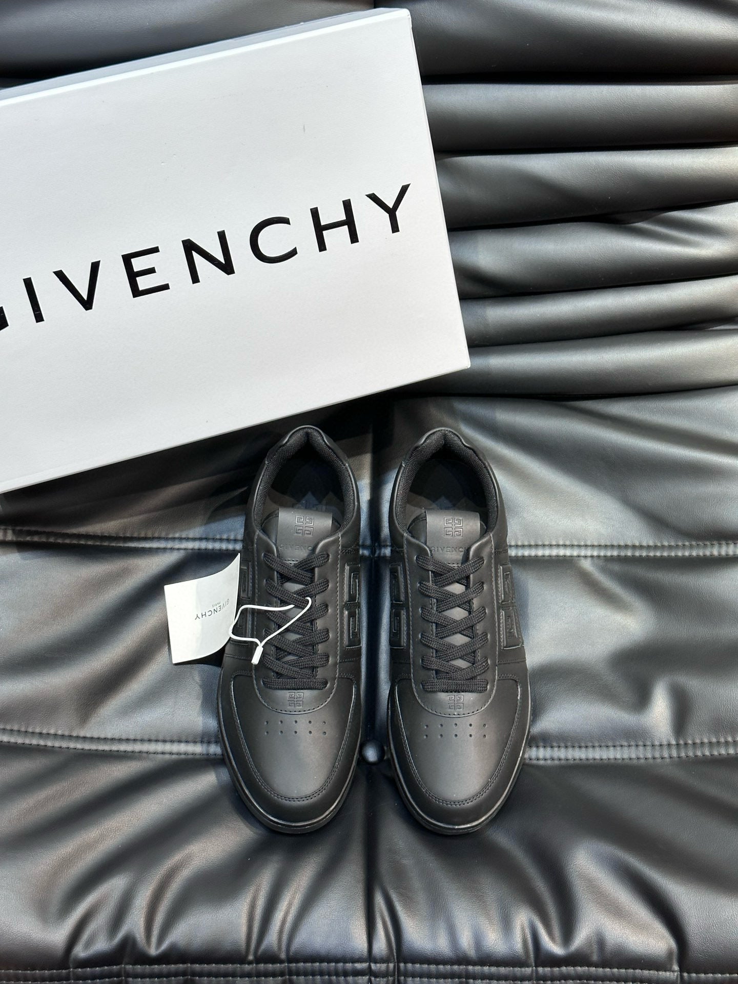 Givenchy Sneakers