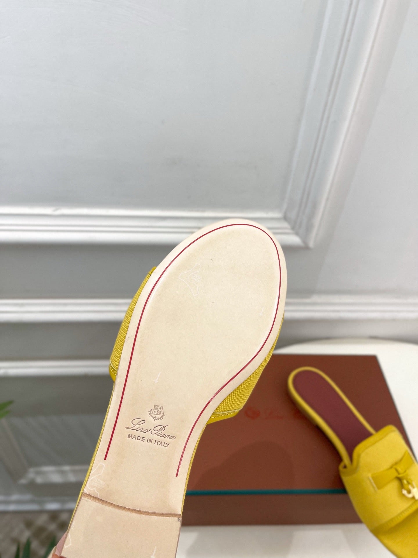 LP Sandals