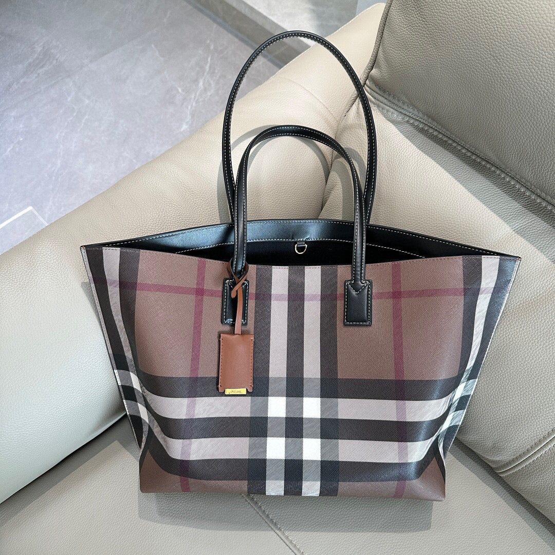 Burberry Tote