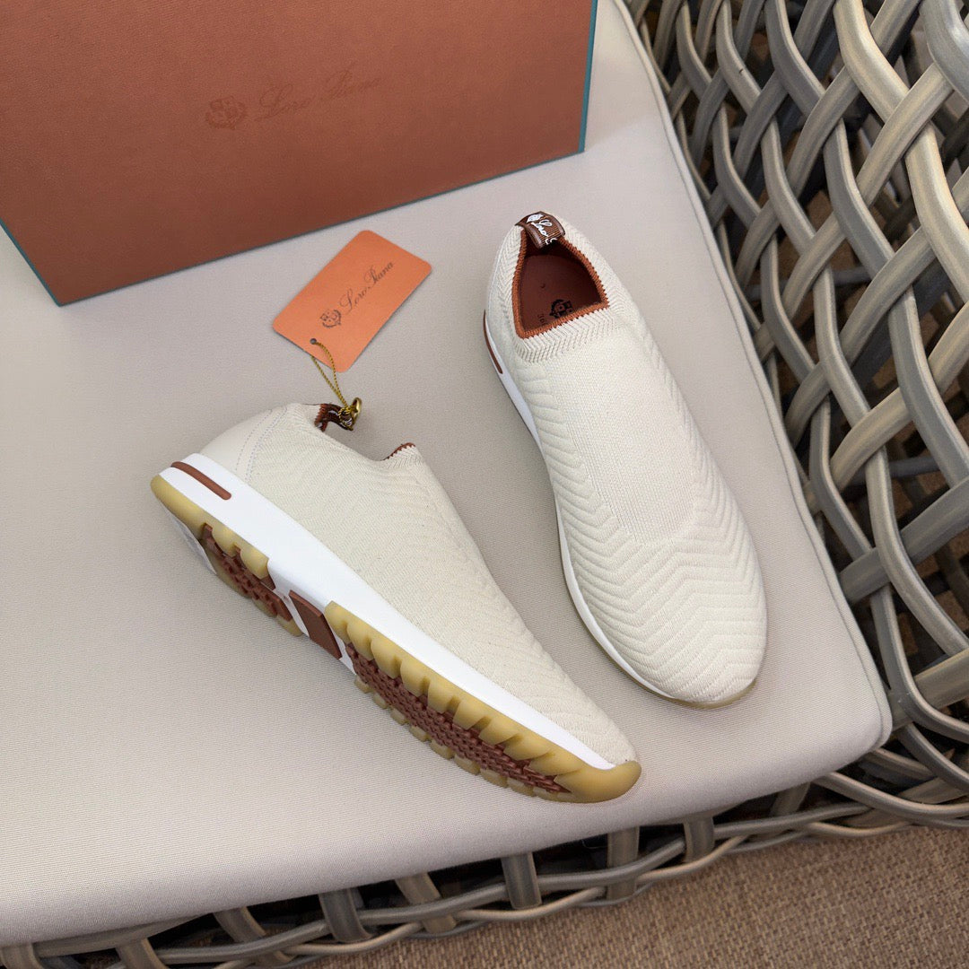 LP Sneakers