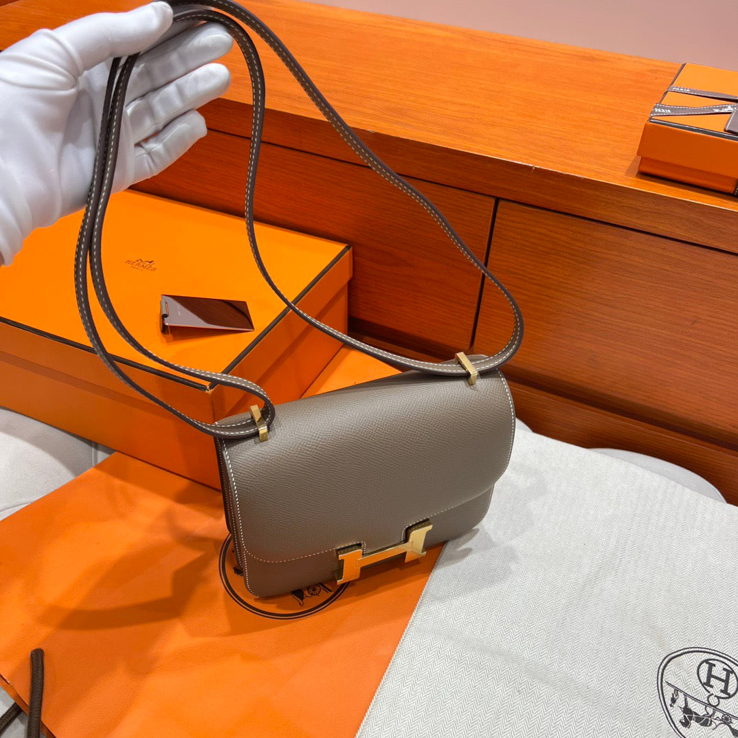 Hermes Constance 19