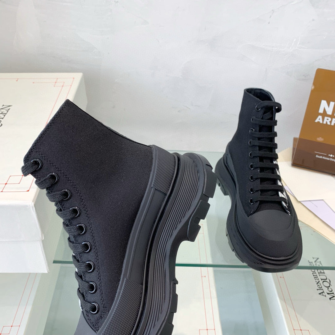 Alexander McQueen Sneakers