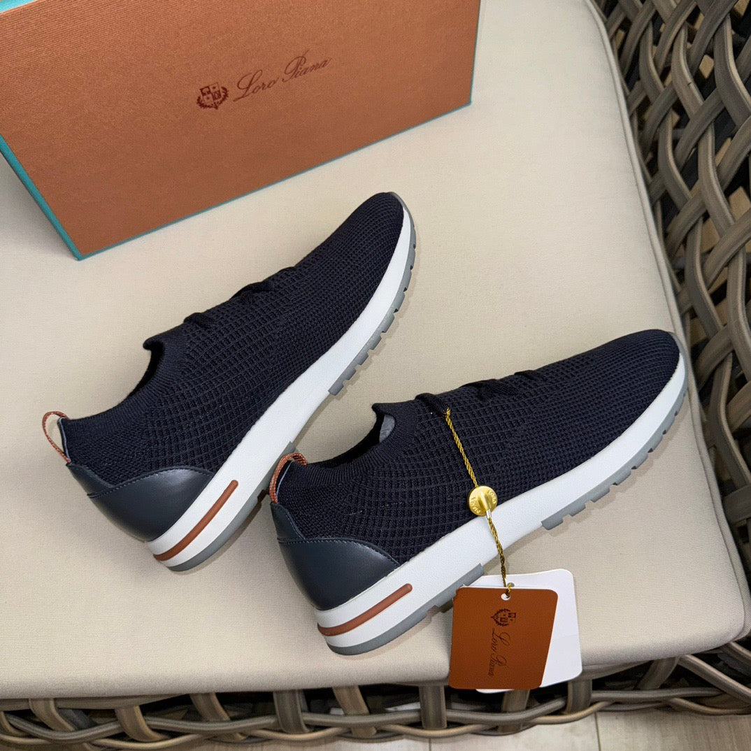 LP Sneakers