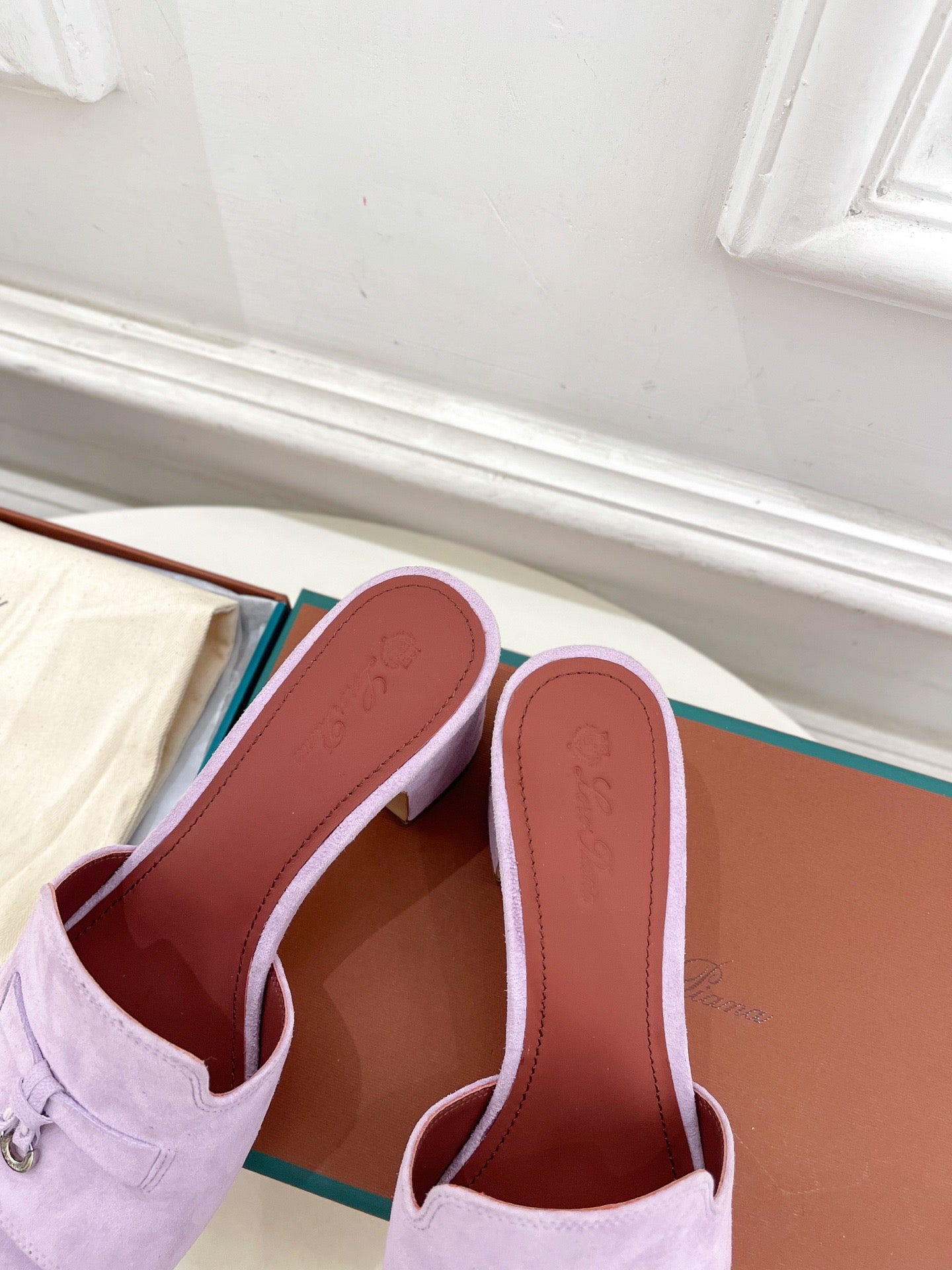 LP Sandals