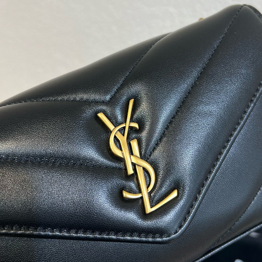 YSL Loulou Shoulder Bag 20x12x5cm