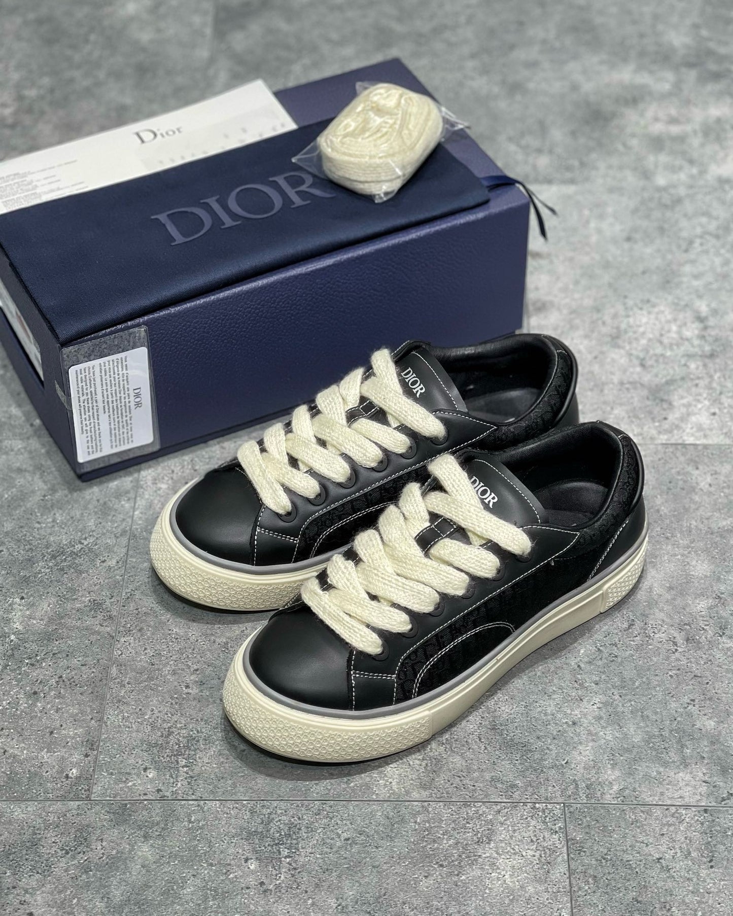 Dior Sneakers