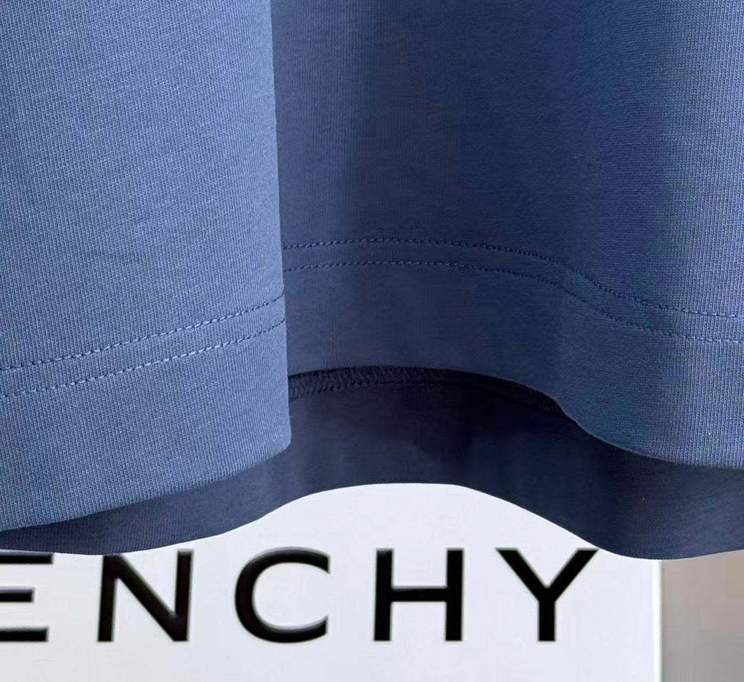 Givenchy T-Shirt